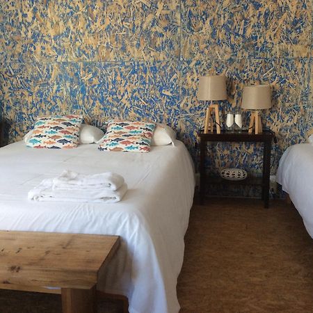 Marina Lounge Hostel Понта Делгада Екстериор снимка