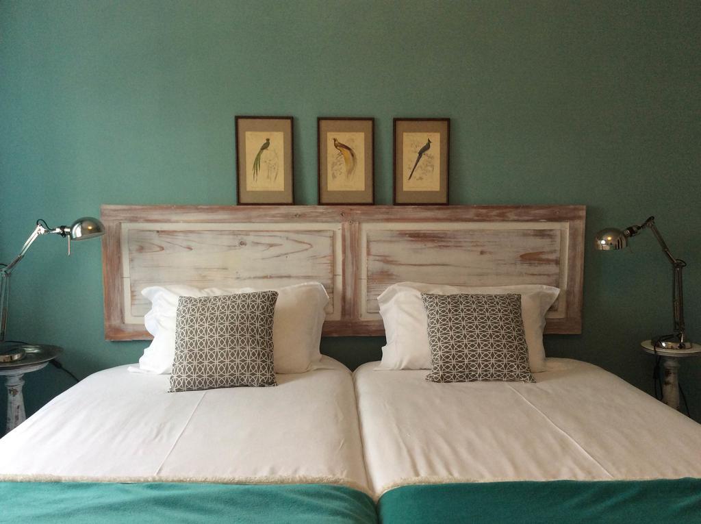Marina Lounge Hostel Понта Делгада Екстериор снимка