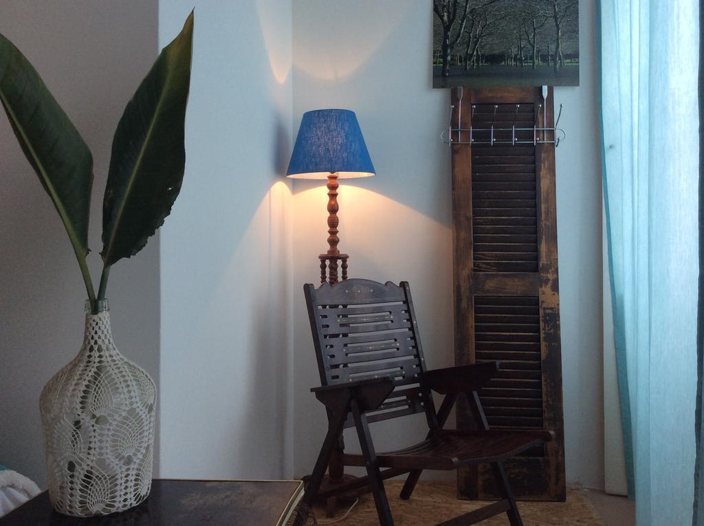 Marina Lounge Hostel Понта Делгада Екстериор снимка