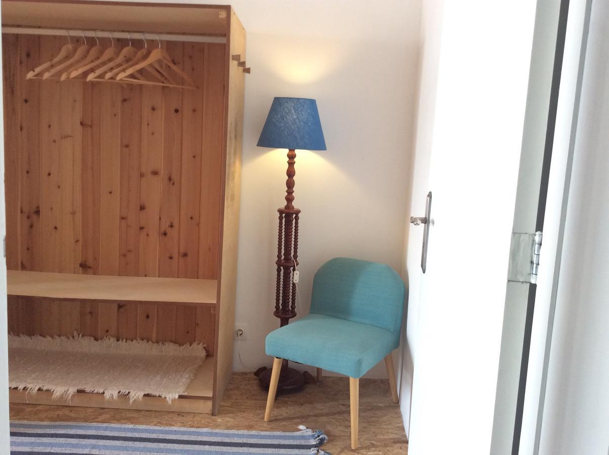 Marina Lounge Hostel Понта Делгада Екстериор снимка