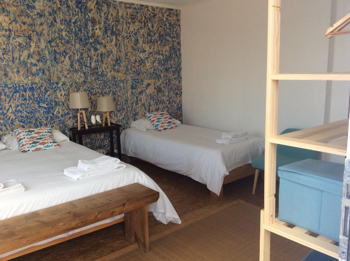 Marina Lounge Hostel Понта Делгада Екстериор снимка