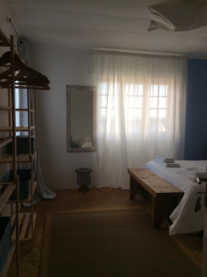 Marina Lounge Hostel Понта Делгада Екстериор снимка