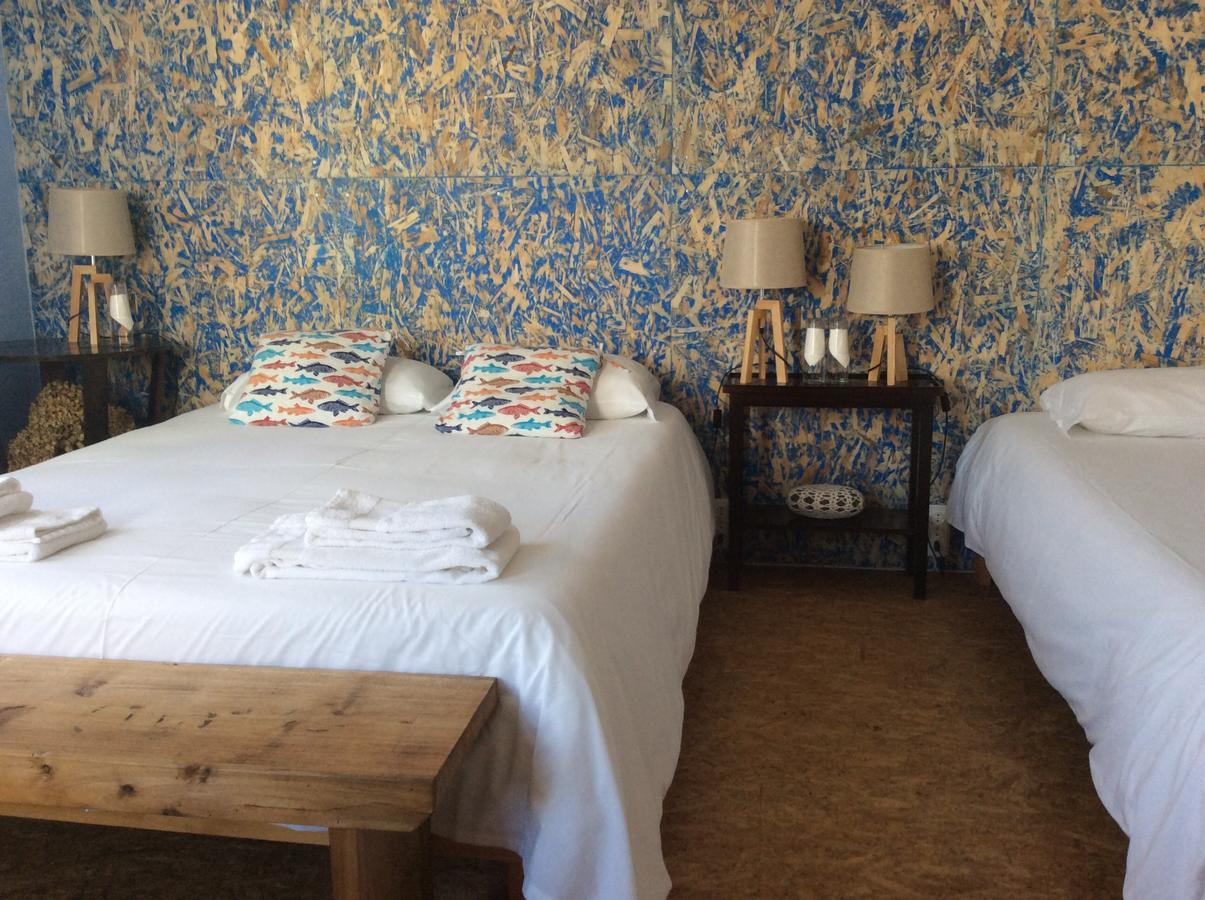 Marina Lounge Hostel Понта Делгада Екстериор снимка