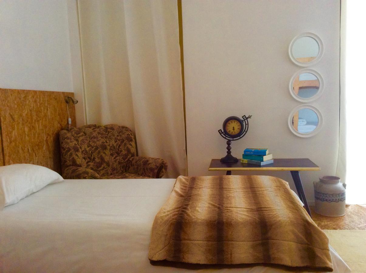 Marina Lounge Hostel Понта Делгада Екстериор снимка